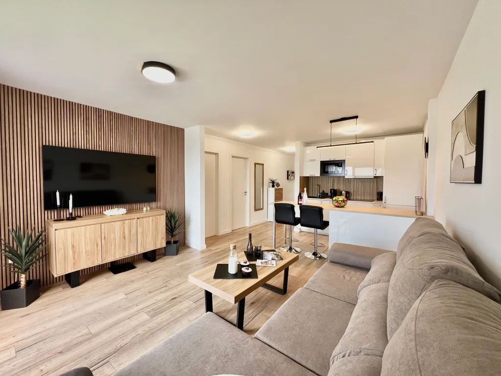 PaulMarie Apartment Lounge Cristina