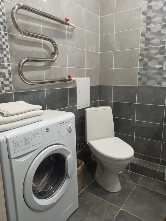 Уютная студия с видом на лес