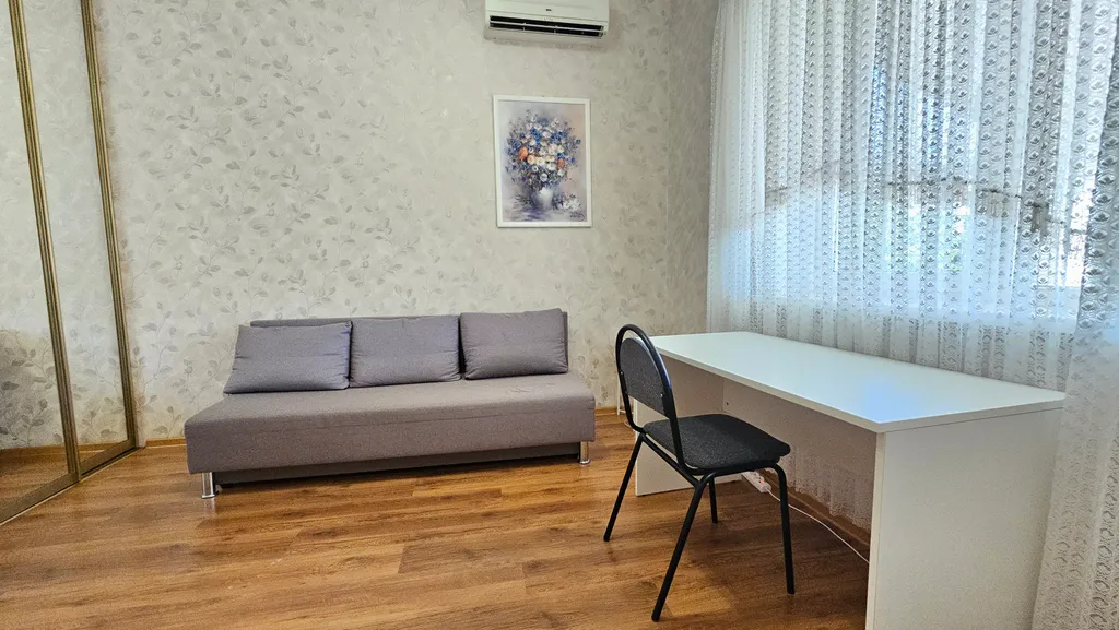 Уютный семейный коттедж в центре города