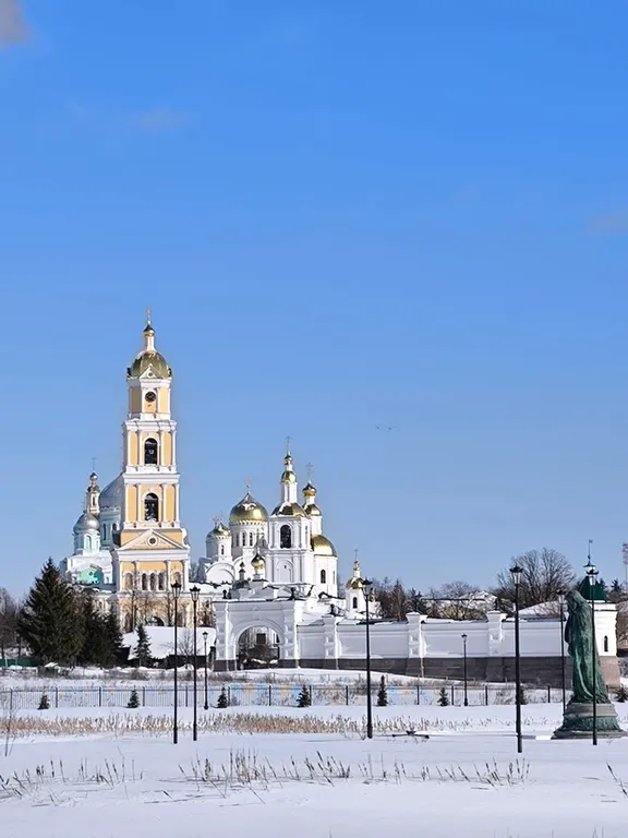 Домик с видом на Серафимо-Дивеевский монастырь