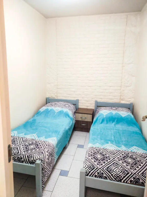 Уютная 2-комнатная квартира 8 минут от моря с личным двориком