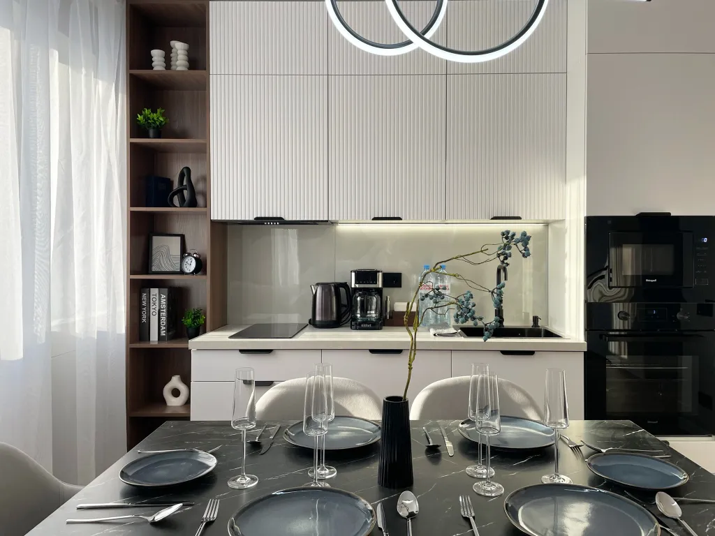 Апартаменты с видом на Оперный и новым ремонтом