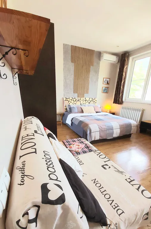 Студия с видом на Горы в центре