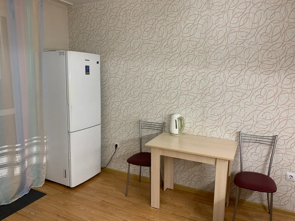 Уютная однокомнатная квартира у ТЦ Фестиваль