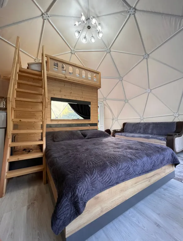 Уютный глэмпинг на терртории природного парка