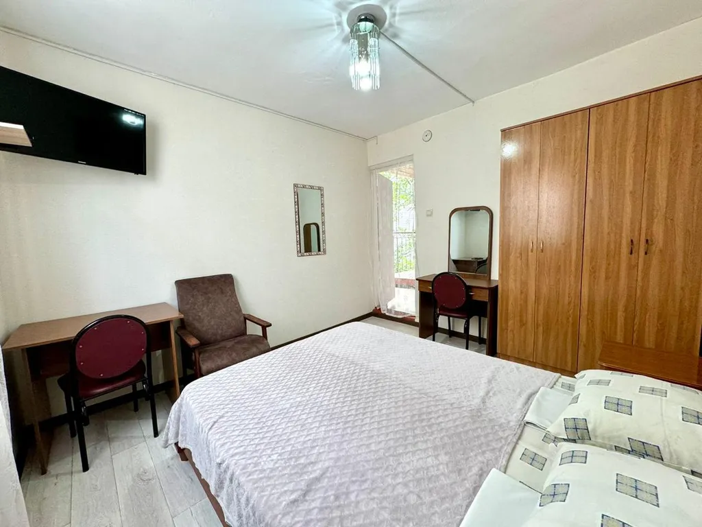 Улучшенный номер с 1 двуспальной кроватью