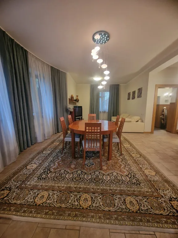 Дом в центре города