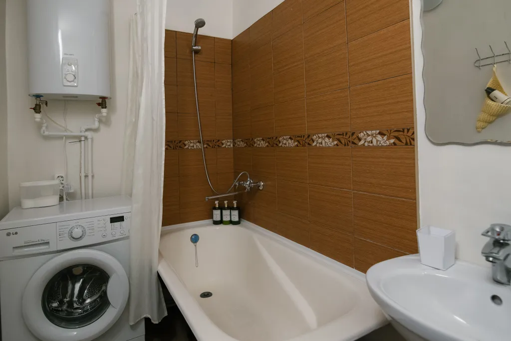 Квартира рядом с Платинум Ареной