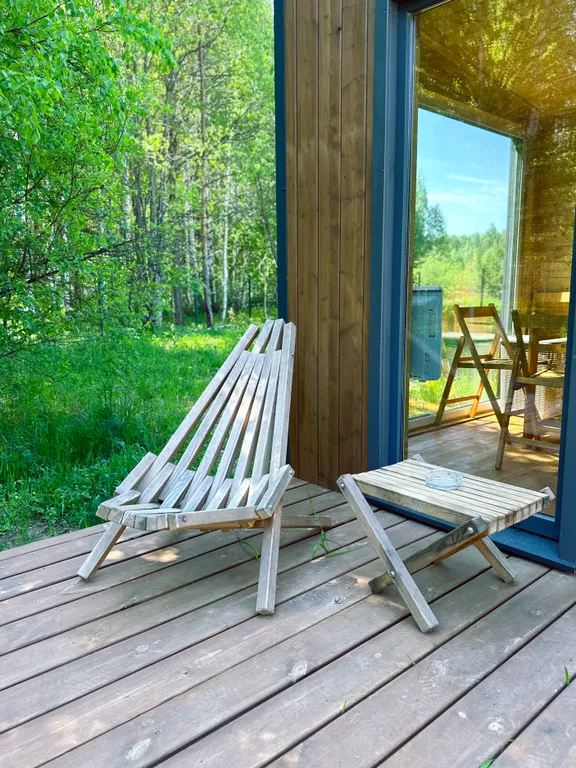 Уютный дом в лесу