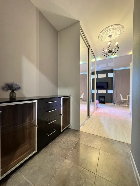 Студия около Ультры