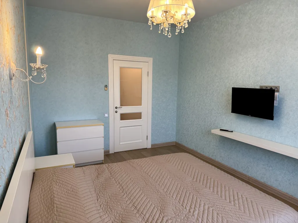 Квартира 1-комнатная квартира, 12 минут до центрального пляжа, балкон вид на горы — Геленджик