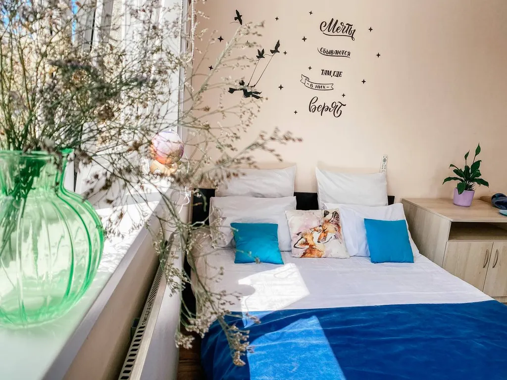 Квартира Квартира в стиле Антуан де Сент-Экзюпери, сказка Маленький принц — Севастополь