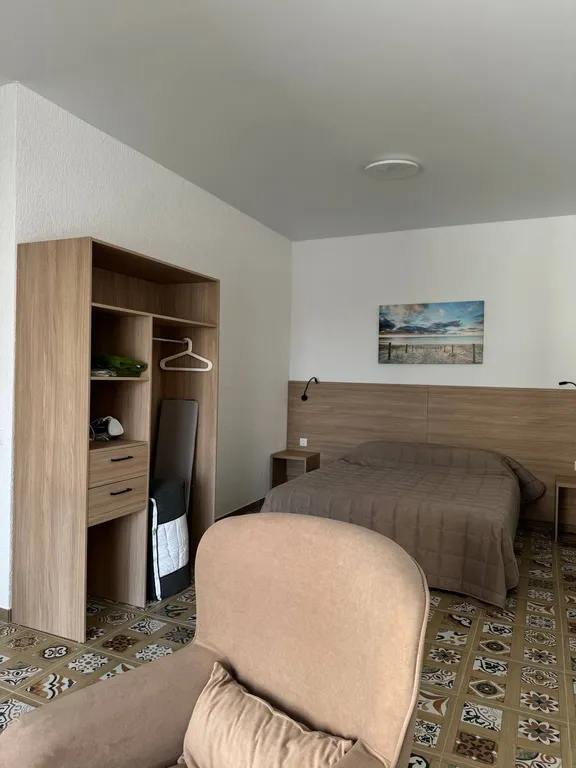 Студия с видом на море