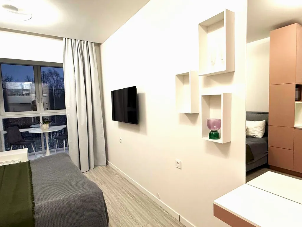 Студия с бассейном и сауной