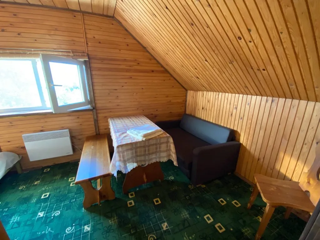 Мансардный этаж частного дома с видами на монастырь и море