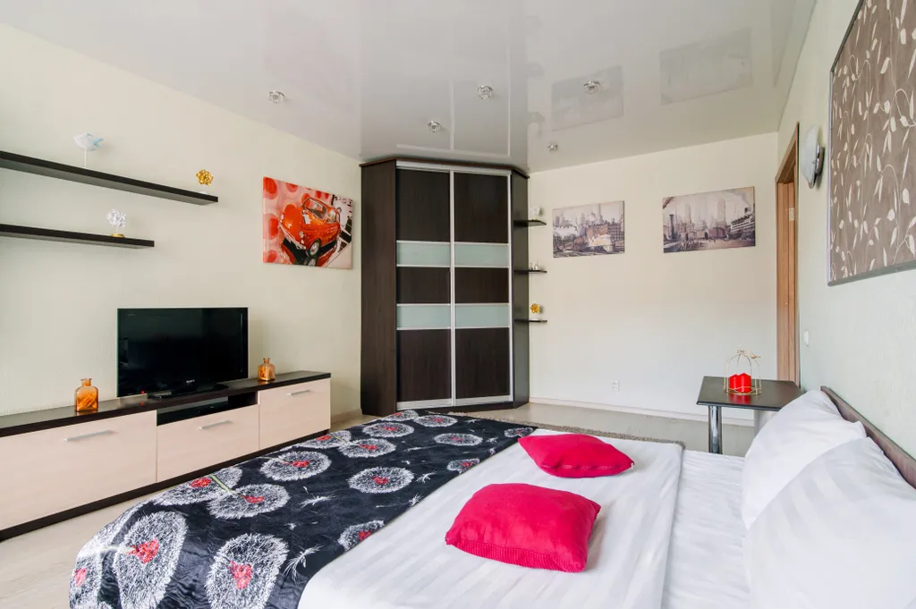 Уютная однокомнатная квартира у метро и парка Челюскинцев