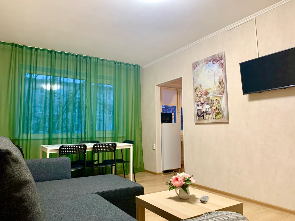 Квартира Комфортная квартира — Кировск