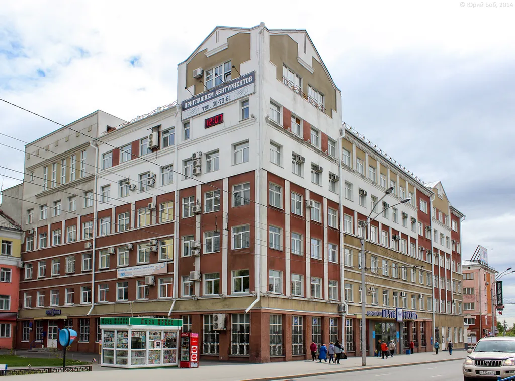 Просторная квартира в центре у сквера и фонтана на пл. Советов