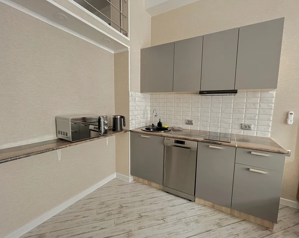 Квартира Квартира Двухуровневая студия в ЖК «Грин Сейл Парк» — Сириус