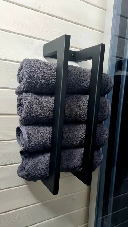 Домик у озера