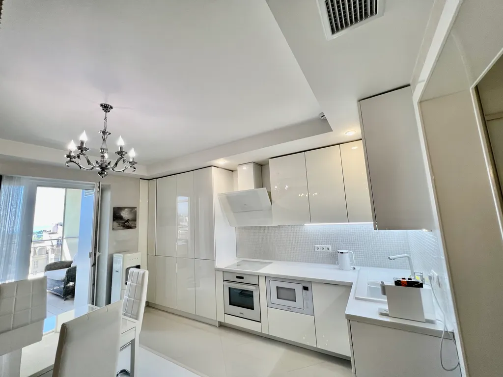 3-комнатная квартира, с видом на море