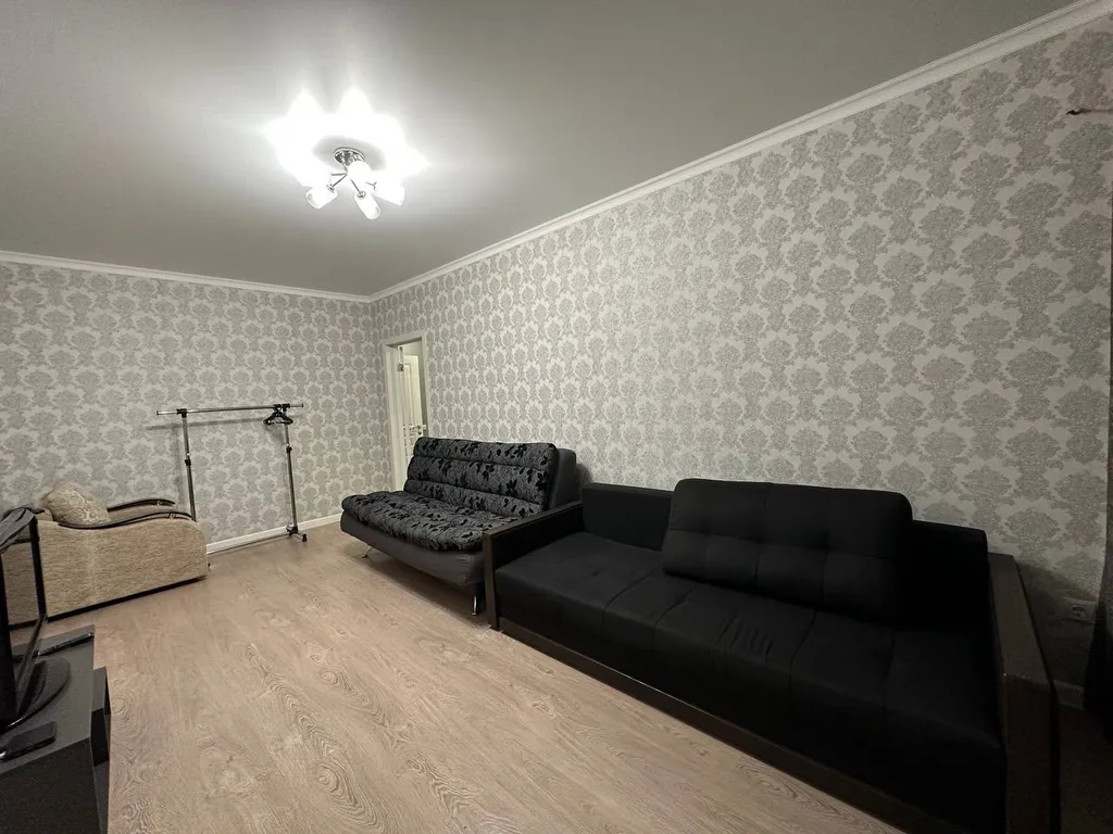 Квартира Просторная двухкомнатная квартира на Билара Кабалоева — Владикавказ