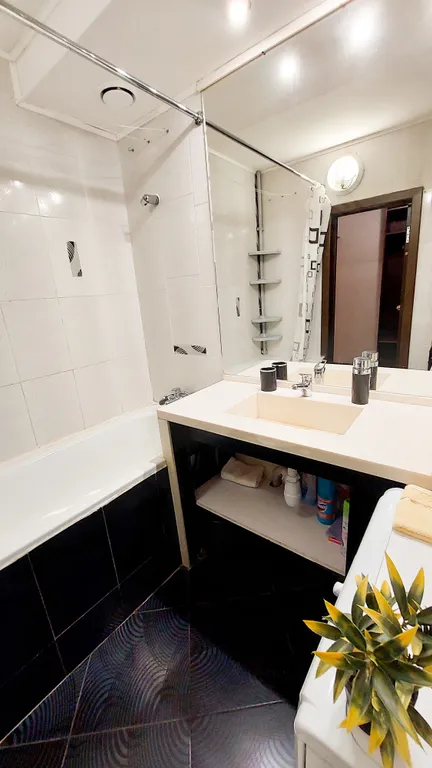 Светлая однушка у жд вокзала