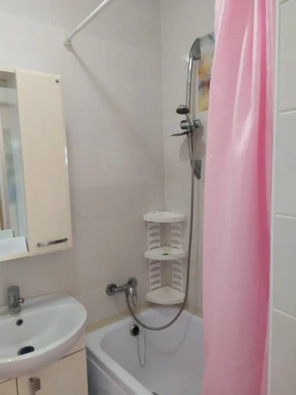 Коттедж 2-комнатный Дом — Евпатория