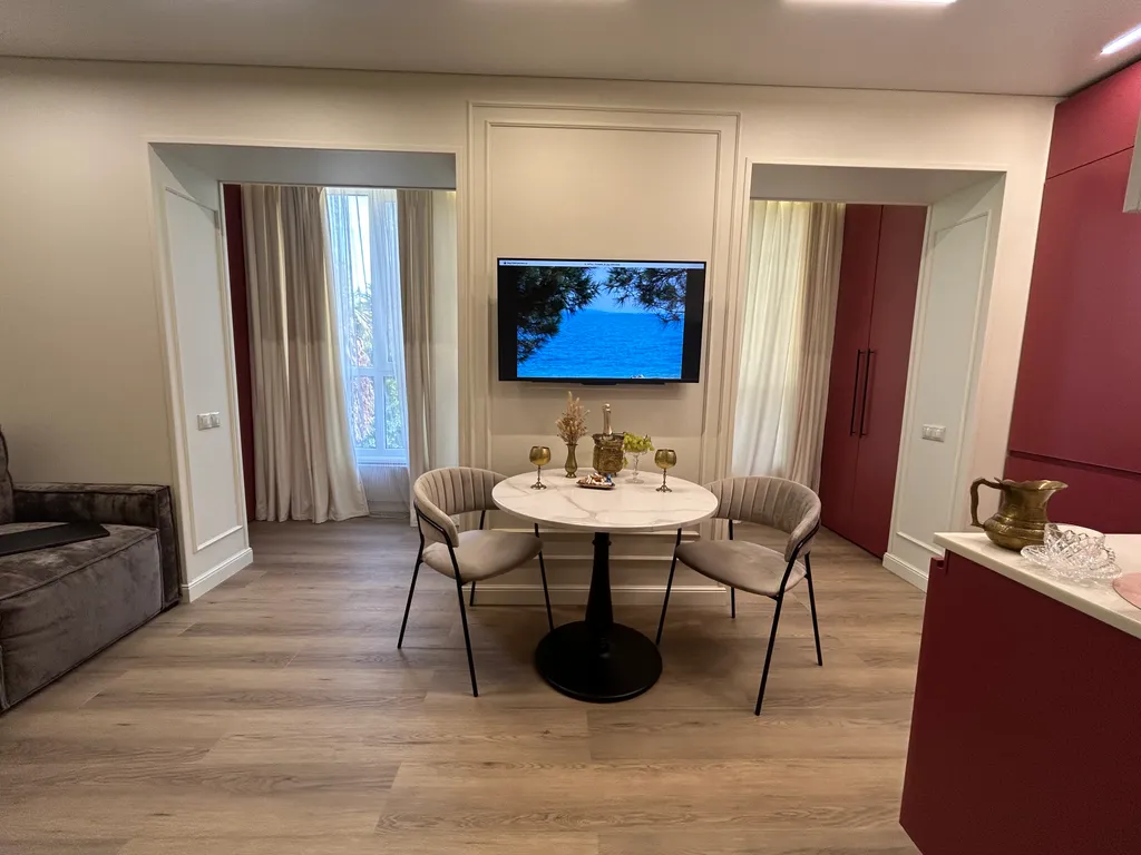 Апартамент Атра