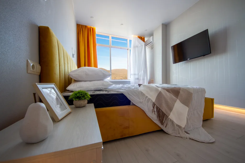 С красивым видом на горы и море