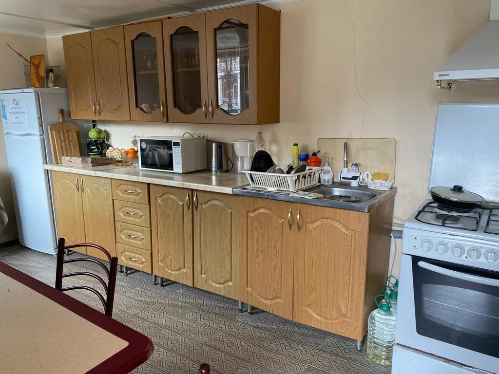 Коттедж у водопада