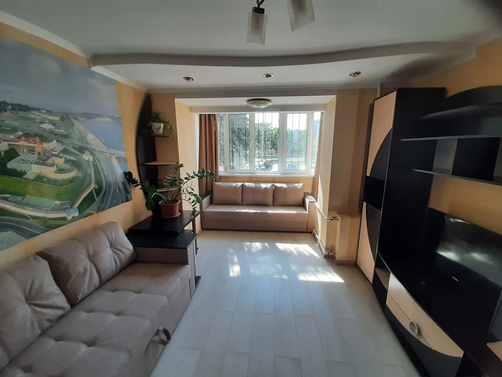 Уютная квартира у метро Козья Слобода и Чаши