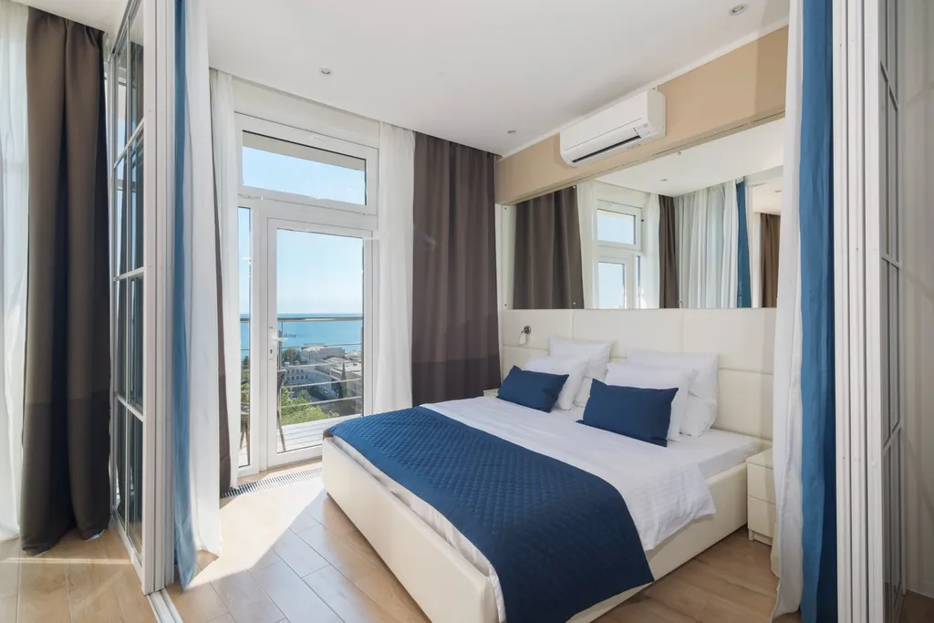 Студия с лучшим видом на море