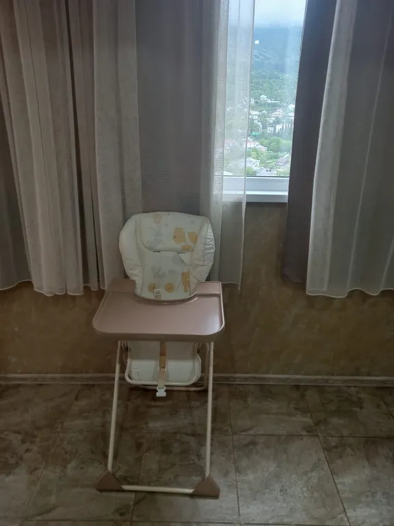 Уютная трёхкомнатная квартира город Гагра со всеми удобствами.