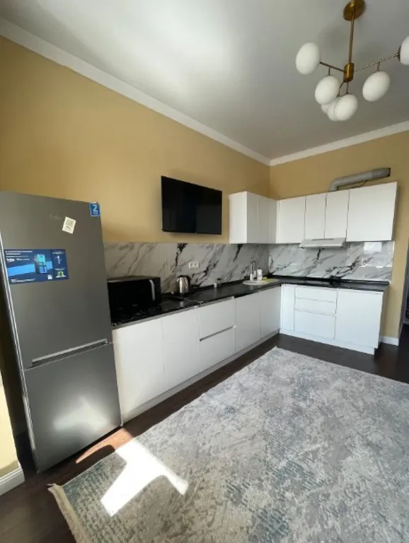 Квартира 1-комнатная квартира рядом с Мегой с видом на горы — Алматы