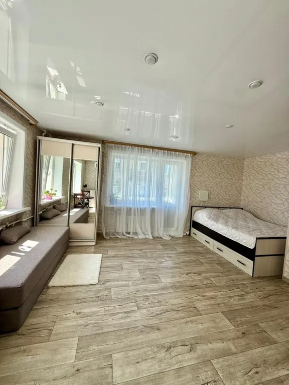 Теплая светлая квартира