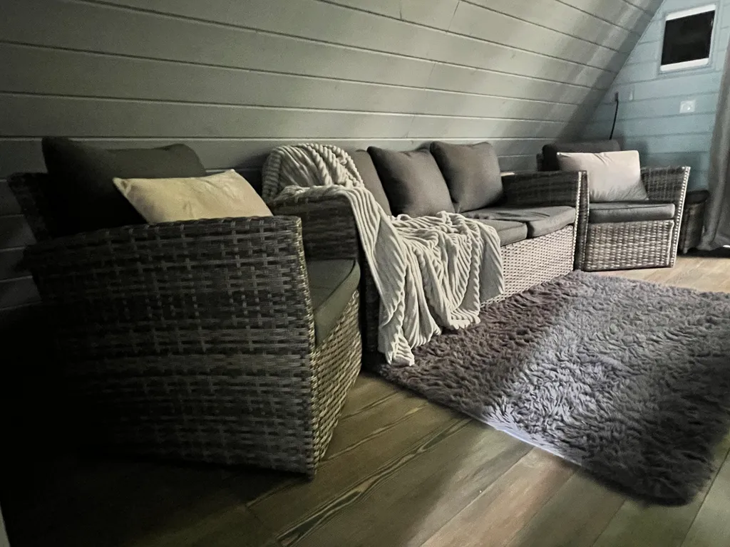 Уютный дом A-Frame в лесу