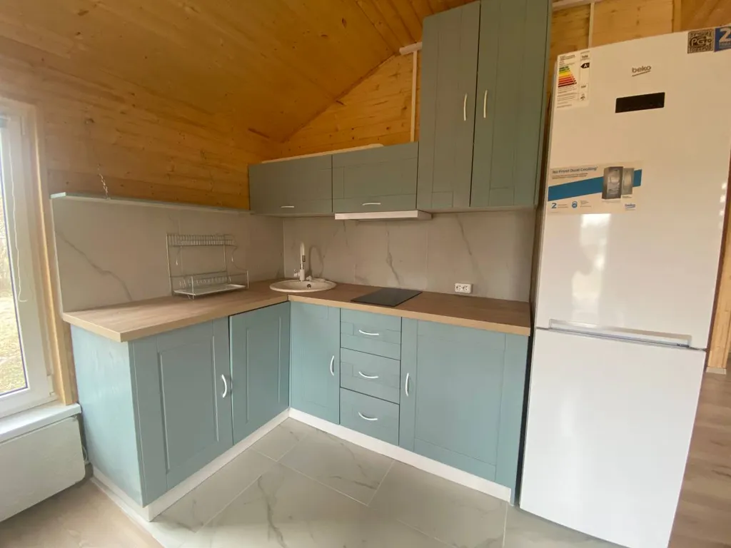 Уютный дом c садом у горной реки