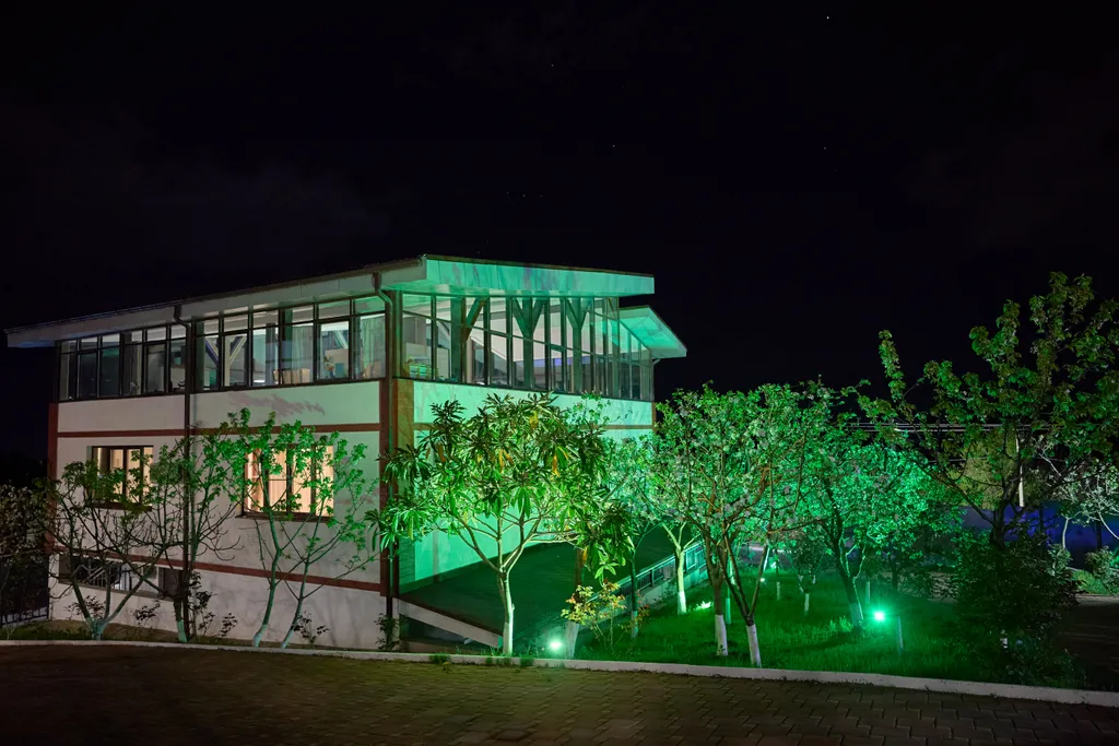 6-комнатный Дом