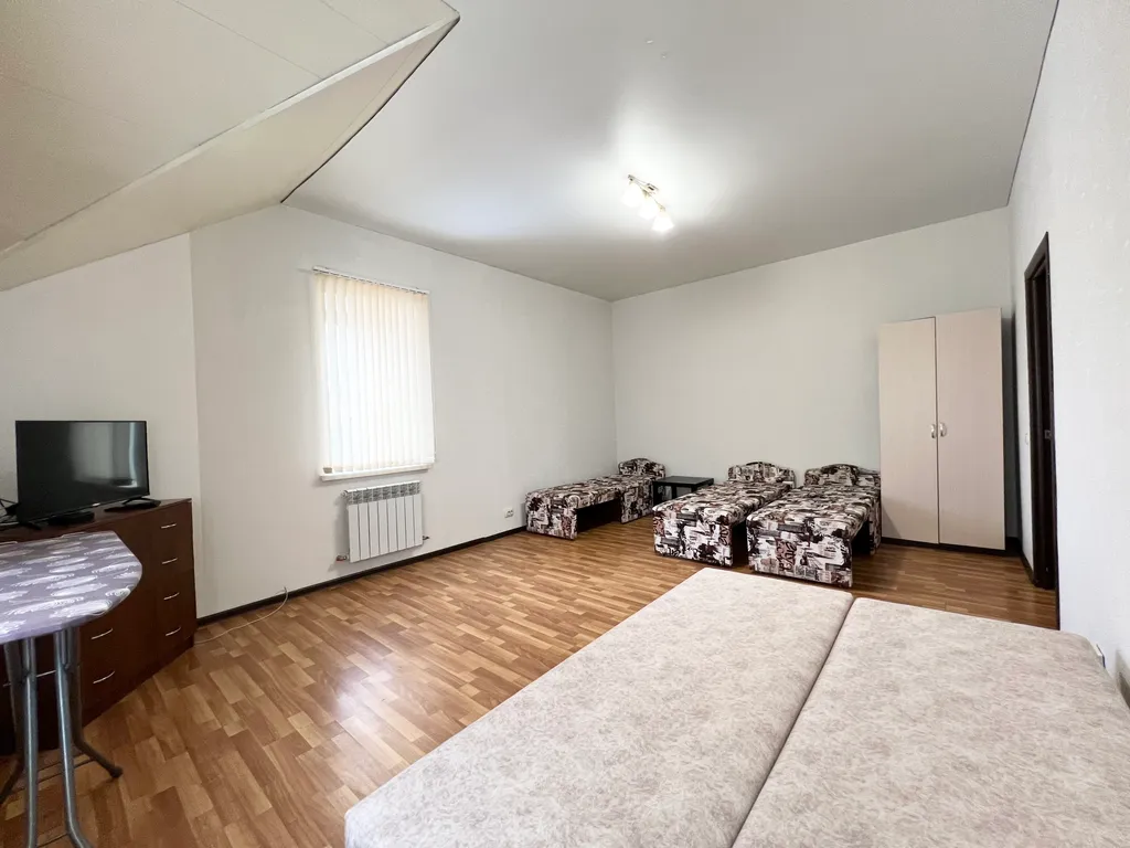 Эконом двушка в районе площади Победы