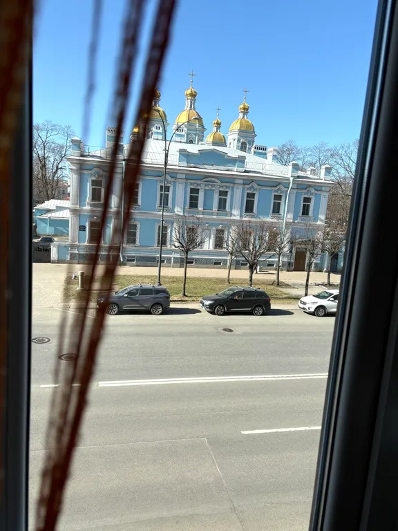 Студия с видом на Никольский собор