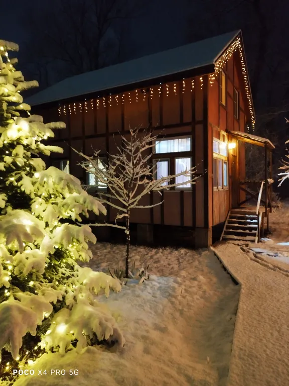 Романтик у реки