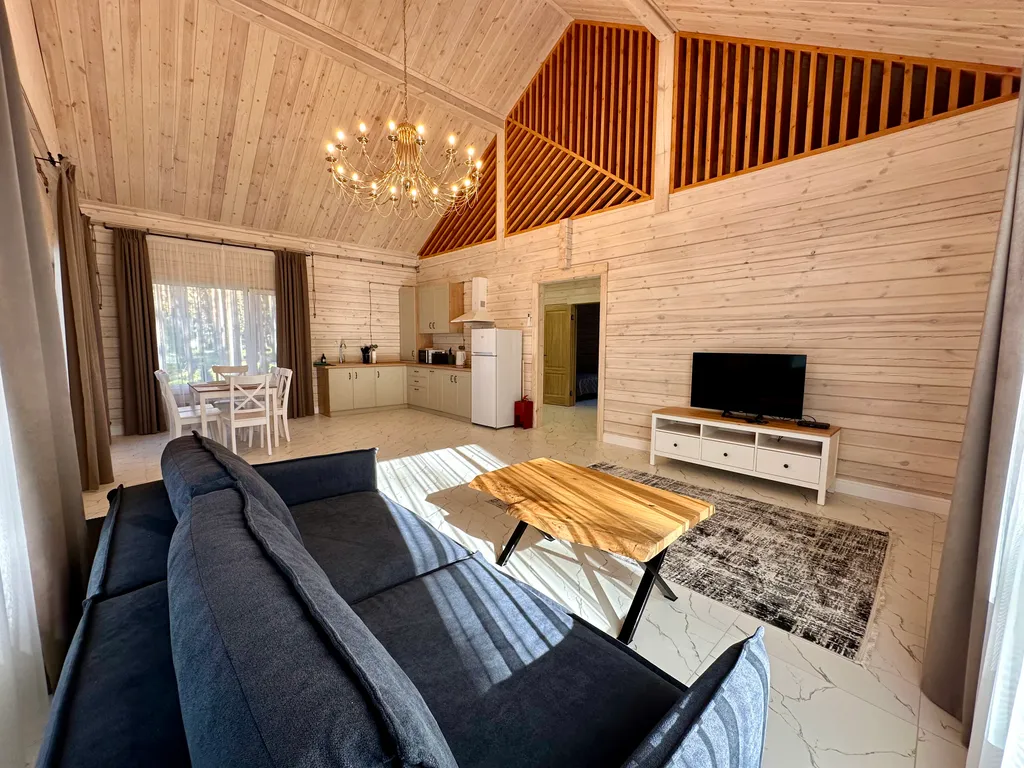 Уютный дом в сосновом бору