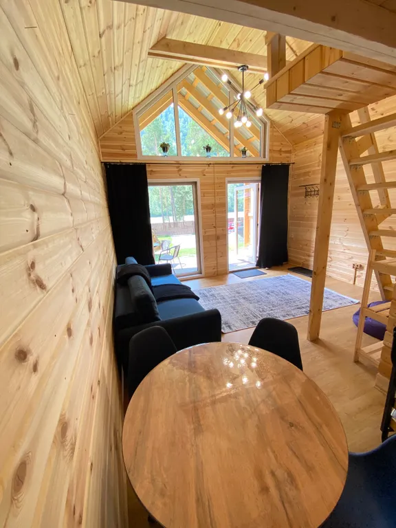 Благоустроенный барнхаус на берегу Катуни