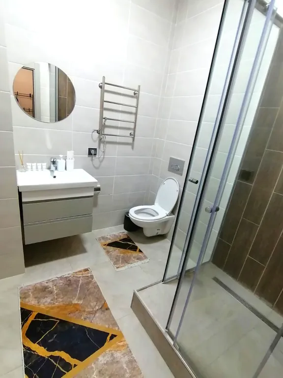 Студия в теплых тонах