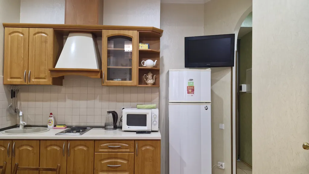 Просторная 2-х комнатная квартира в центре Алушты