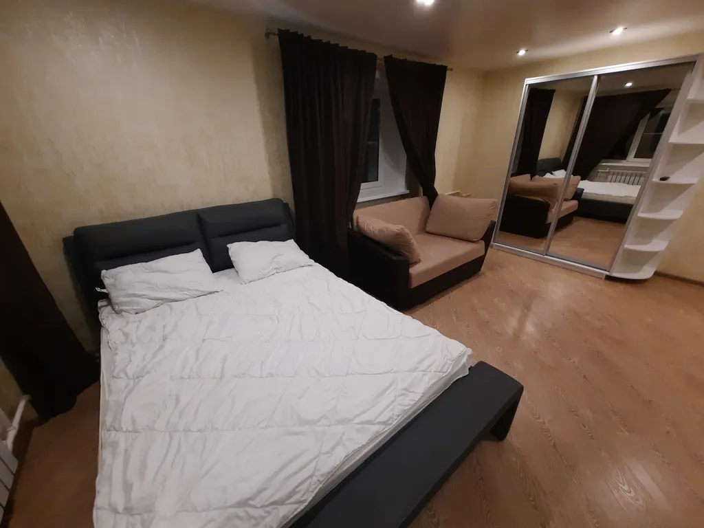 Квартира в центре города у площади Победы