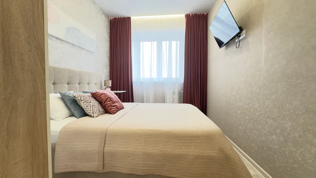 Солнечные апартаменты с видом на город