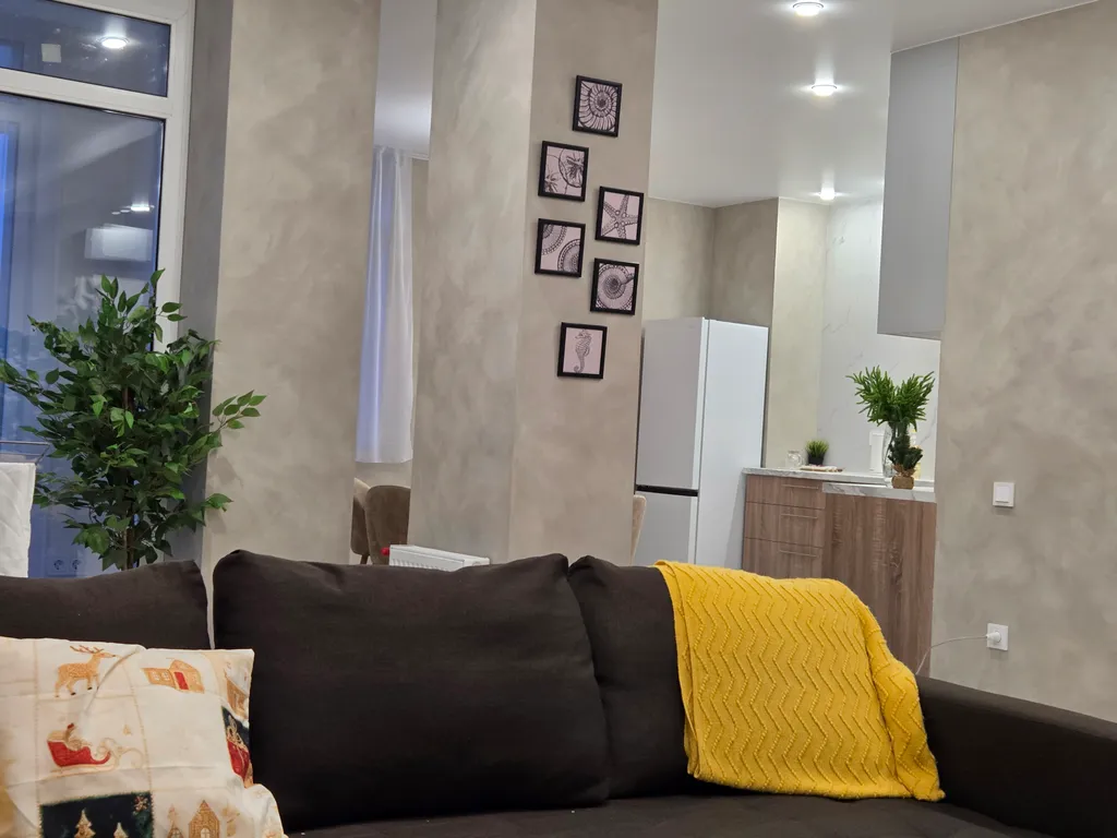 Дизайнерская квартира с новым ремонтом