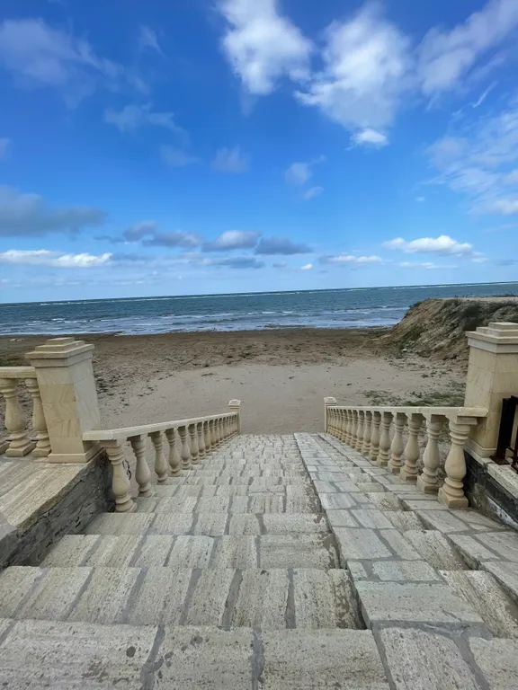 Шикарная квартира с видом на море